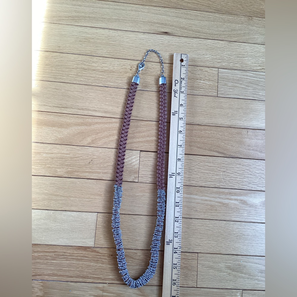 Cassis, Leather Necklace with silver coloured adornment - Picture 6 of 8